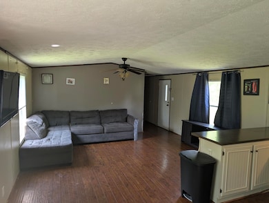 843 Campbell Rd, Corbin, KY 40701 - photo 3