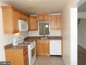 1036 Cedarwood Rd, Glenolden, PA 19036 - photo 2