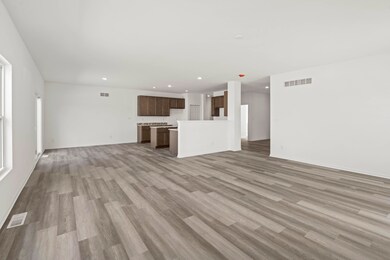 Saxony Great room-Kitchen