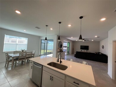 952 Silverlake Blvd, Lake Alfred, FL 33850 - photo 4