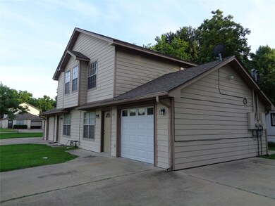 420 -1 Foster St unit 1, Tomball, TX 77375 - photo 2
