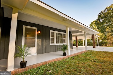 8196 Lakeview Dr SW, Covington, GA 30014 - photo 4