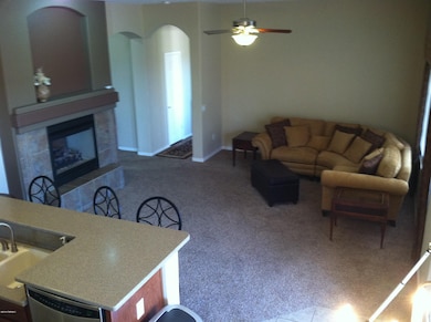 Greatroom/kitchen
