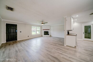 2570 Sandusky Ave E, Jacksonville, FL 32216 - photo 3