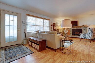 Living Room w/Gas Fireplace