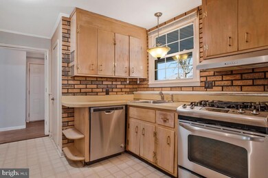 1803 Dunwoody Rd, Parkville, MD 21234 - photo 3