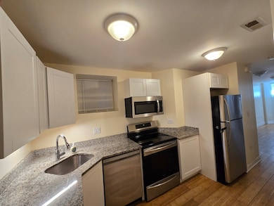 6339 S Eberhart Ave unit G, Chicago, IL 60637 - photo 2