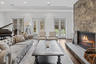 75 Goddard Ave, Brookline, MA 02445 - photo 4