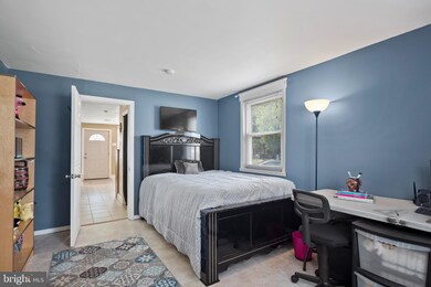 433 Shetland Rd, Darby, PA 19023 - photo 7