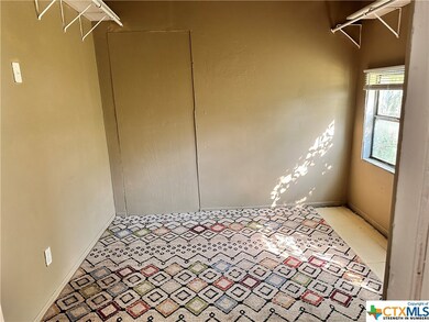 1012 Academy St unit 14, San Marcos, TX 78666 - photo 2