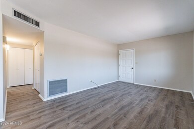 6407 E Butte St unit 6, Mesa, AZ 85205 - photo 7