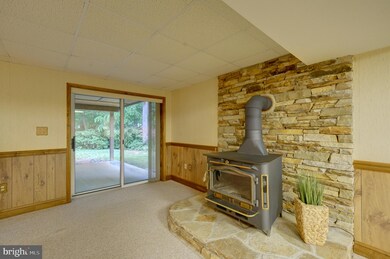 7656 Kindler Rd, Laurel, MD 20723 - photo 4