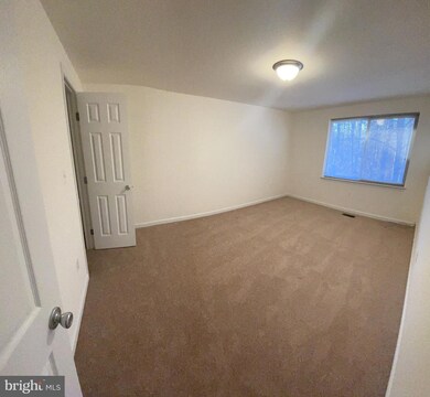 14420 Pebble Hill Ln, North Potomac, MD 20878 - photo 7