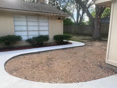 510 Point Clear Dr, Friendswood, TX 77546 - photo 4