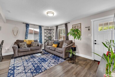 1370 Chris Ln, Reno, NV 89502 - photo 3