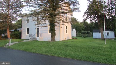 32 W 17th St, Front Royal, VA 22630 - photo 2