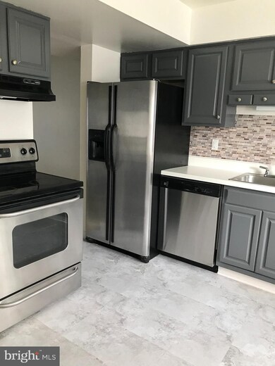 2230 Dawn Ln, Temple Hills, MD 20748 - photo 3