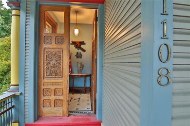 Stunning details on Door and vestibule floor