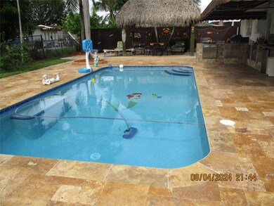 9330 NW 10th St, Pembroke Pines, FL 33024 - photo 7