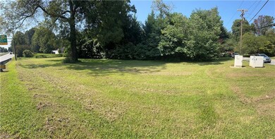 1100 W Wendover Ave, Greensboro, NC 27408 - photo 2