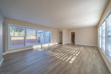 2530 Waldon St, Redding, CA 96001 - photo 3