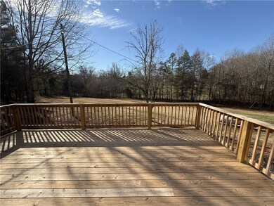 418 Stewart Rd, Walhalla, SC 29691 - photo 2