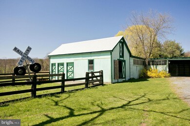 1236 N Timber Ridge Rd, Cross Junction, VA 22625 - photo 5