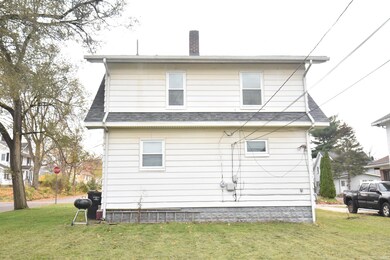 135 E Eckman St, South Bend, IN 46614 - photo 3