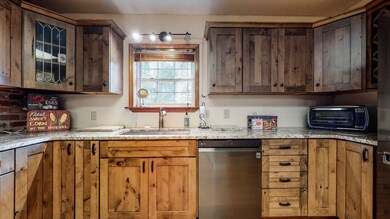 450 Philpot Rd, Bell Buckle, TN 37020 - photo 6