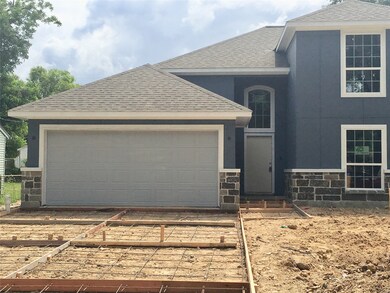 4302 Busiek St, Houston, TX 77022 - photo 3