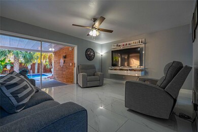 5124 Springwood Dr, Tampa, FL 33624 - photo 5