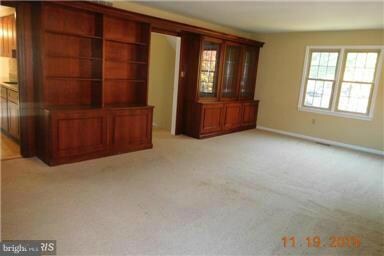 6066 Morgan Ct, Alexandria, VA 22312 - photo 7