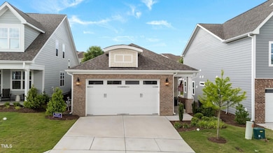 143 Swain St, Clayton, NC 27527 - photo 2