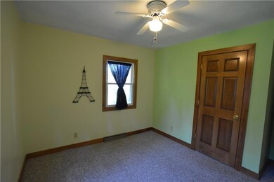 3414 Douglas Ln, Eau Claire, WI 54703 - photo 6