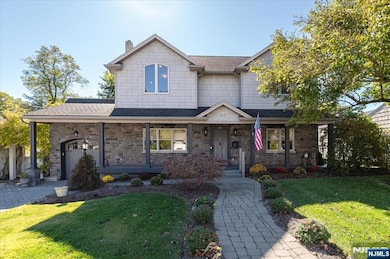 817 Riverdell Rd, Oradell, NJ 07649 - photo 2