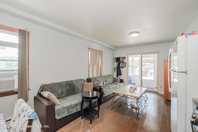 125 Ridgecrest Ave, Staten Island, NY 10312 - photo 3