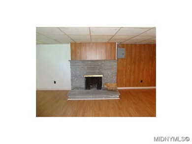 Familyroom Fireplace