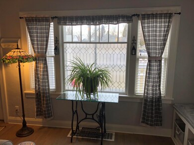 Living room picture window