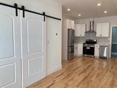 178 Washington Ave unit 306, Chelsea, MA 02150 - photo 3