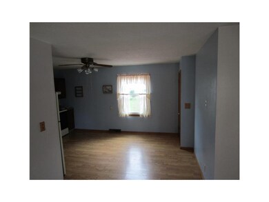 Kitchen. Dining Area