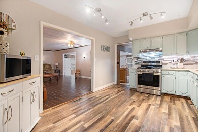 1302 Cantondale Ln, Mishawaka, IN 46544 - photo 3