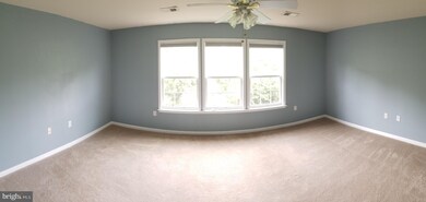 239 Scarboro Dr, Bunker Hill, WV 25413 - photo 6