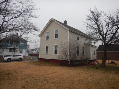 48 Julian St, Pawtucket, RI 02861 - photo 4