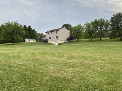 4121 Ford Dr, Emmaus, PA 18049 - photo 3