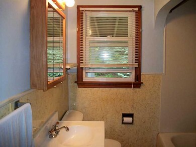 Full Bath.