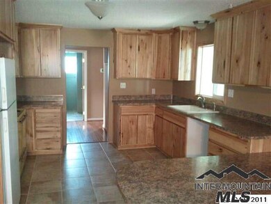 709 2nd St, Asotin, WA 99402 - photo 7