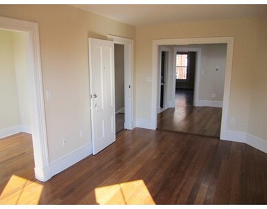 29 Wigglesworth St unit 3, Roxbury Crossing, MA 02120 - photo 4