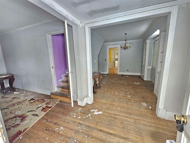 125 W 20th St, Mar, IN 47953 - photo 2