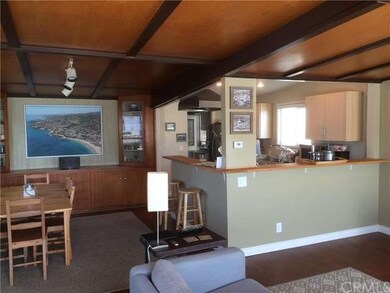 Front Unit Open floor plan