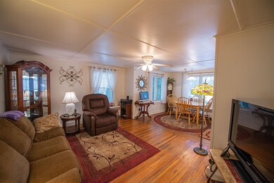 18 Wisconsin Ave, Rensselaer, NY 12144 - photo 5